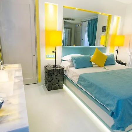 Marge Adult Only 12 3* Çeşme